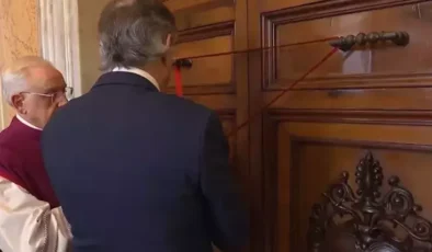 Vatikan’da Papa’nın odaları mühürlendi