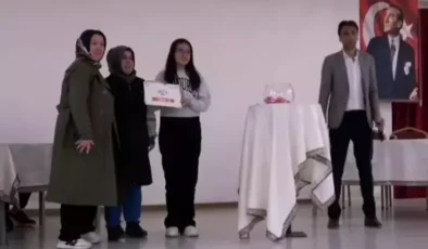 Ailelerle Elele, Kitaplarla Gönülden Gönüle Yeşilhisar’da Anlamlı Yarışma Düzenlendi