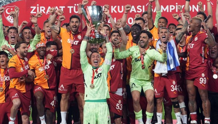 Victor Osimhen tarihe geçti! Galatasaray 19. kez şampiyon